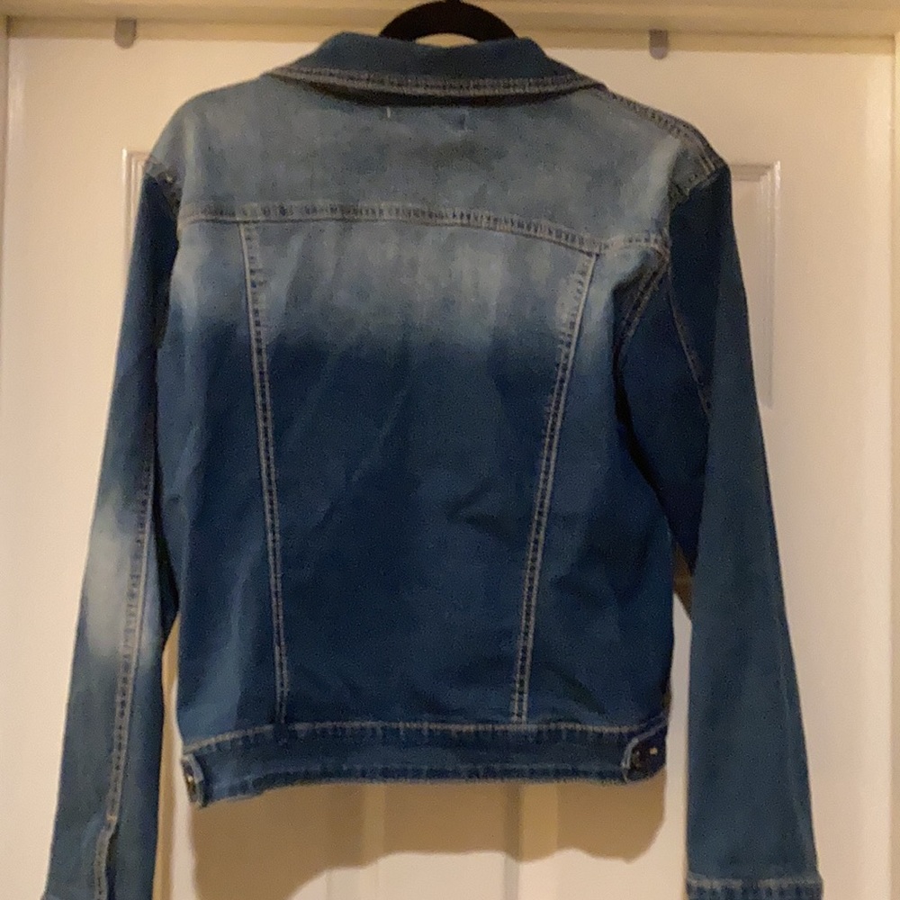 Distressed jean jacket - Picture 3 of 3